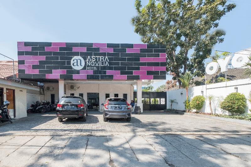 阿斯特拉诺维利亚酒店 马卡萨 外观 照片