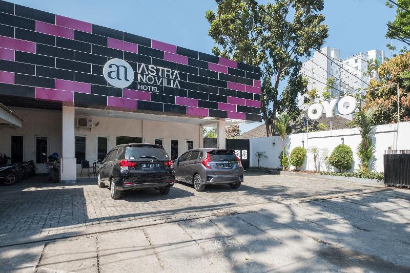 阿斯特拉诺维利亚酒店 马卡萨 外观 照片